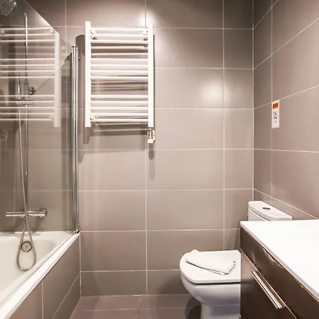 64ind1131 - With Balcony Apartmán *