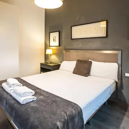 64ind1131 - With Balcony Apartmán *