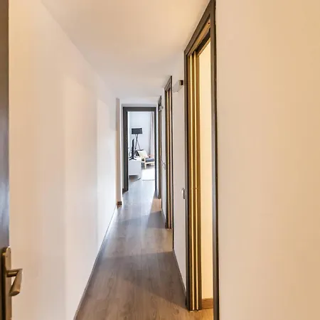 64ind1131 - With Balcony * Barcelona